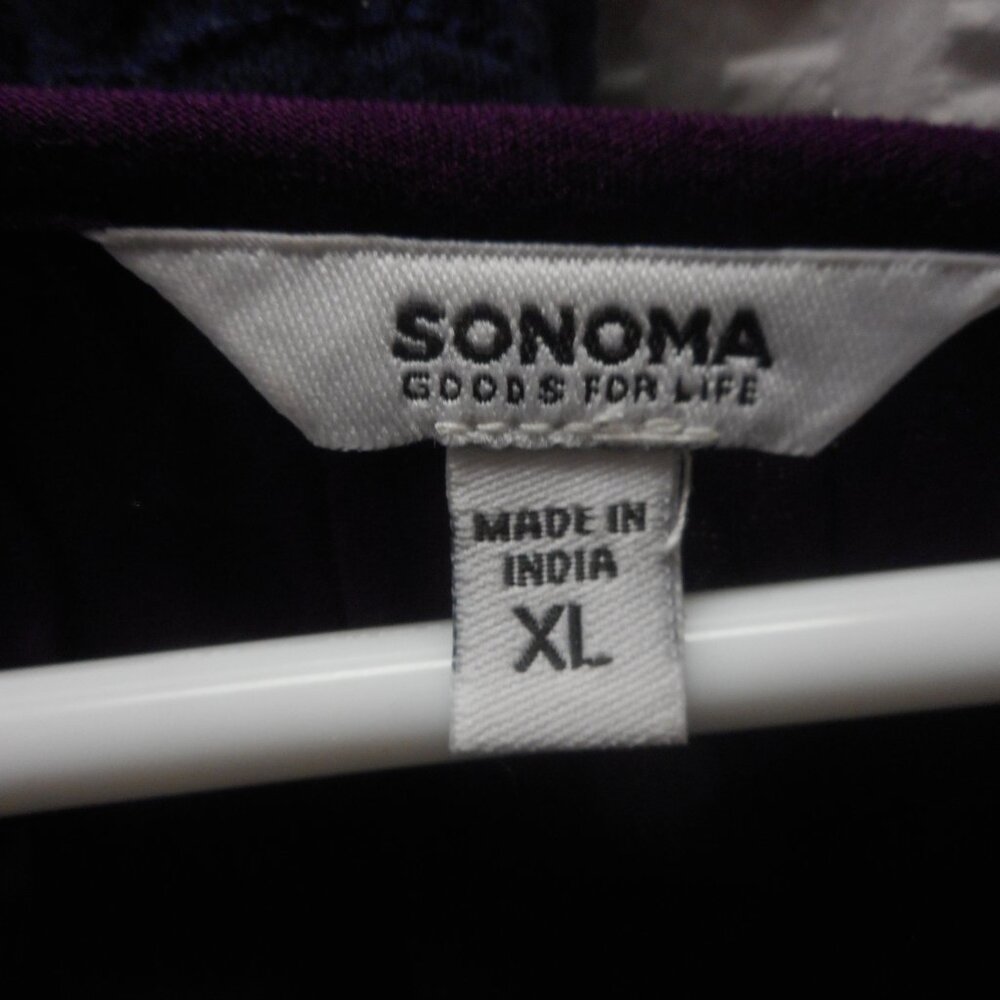 SONOMA - women's top, slight V neck, drawstring on neckline, purple feather fabr - Picture 3 of 12